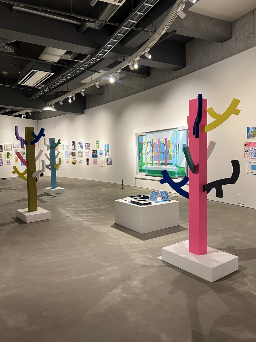 🟣🪟開催中！12/28(日)まで🪟🟢
第13回市原湖畔美術館子ども絵画展
「まどのむこう、きみのセカイ」
ゲストアーティスト：＃原田郁
🔴lsm-ichihara.jp🔴