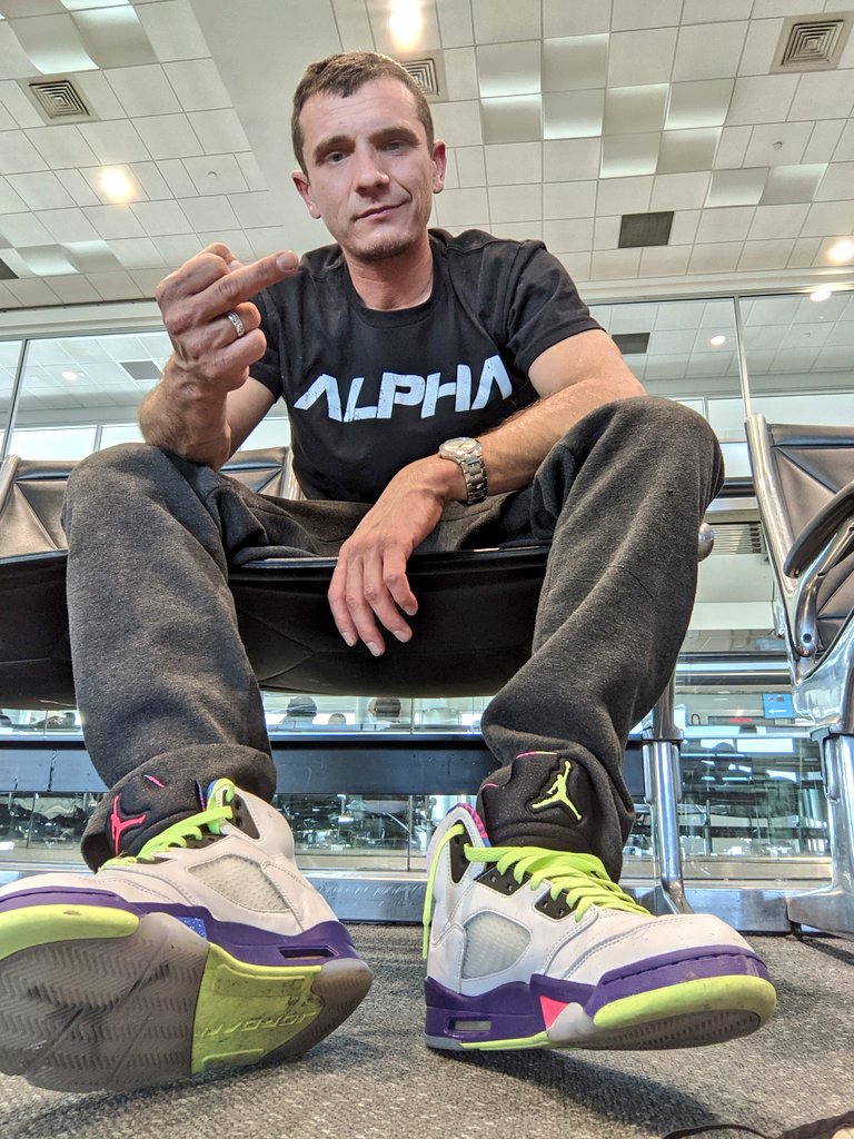 MasterBenny tweet media