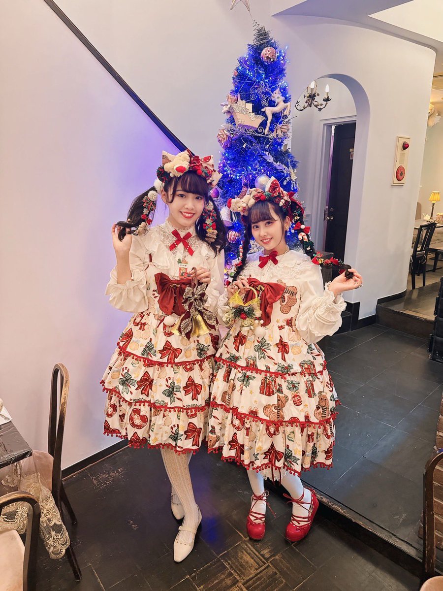 今回はななせちゃん(<a href="/nanapple_life/">桜庭ななせ🌸🍌</a> )と
一緒でした🎀

クリスマス柄のロリィタで双子🧸🌲

いつもありがとう🥰

#クリスマスロリータお茶会　#アコリット