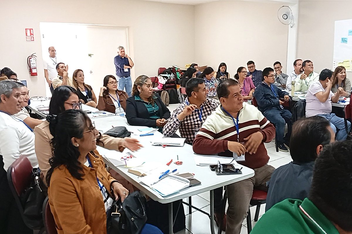 ctvcperu's tweet photo. #CTVCenAcción | ¡El Equipo Técnico Nacional del #CTVC inicia el último día de Reunión Técnica. Tras una primera jornada de evalución del 2025, hoy se presentarán y consolidarán las Propuestas de Mejora hacia el 2026, año marcado por el contexto electoral.

#ParticipaciónCiudadana https://t.co/VllIUqalIO
