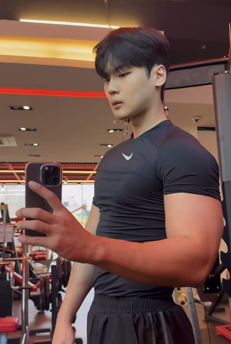優しくて年上の男が好きだよ☺️
