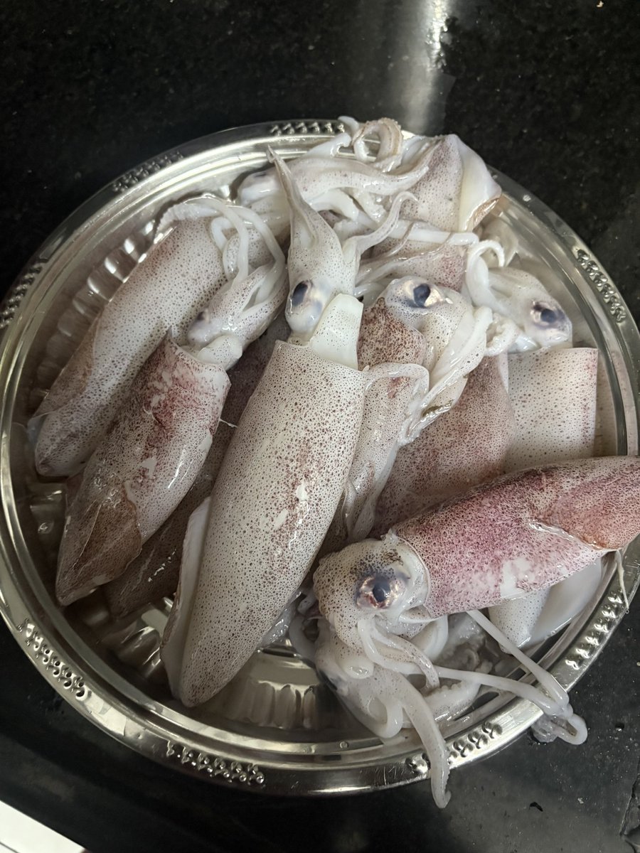 Anitha200120's tweet image. Seafood special 🙌🙌
#fish #prawn #squid