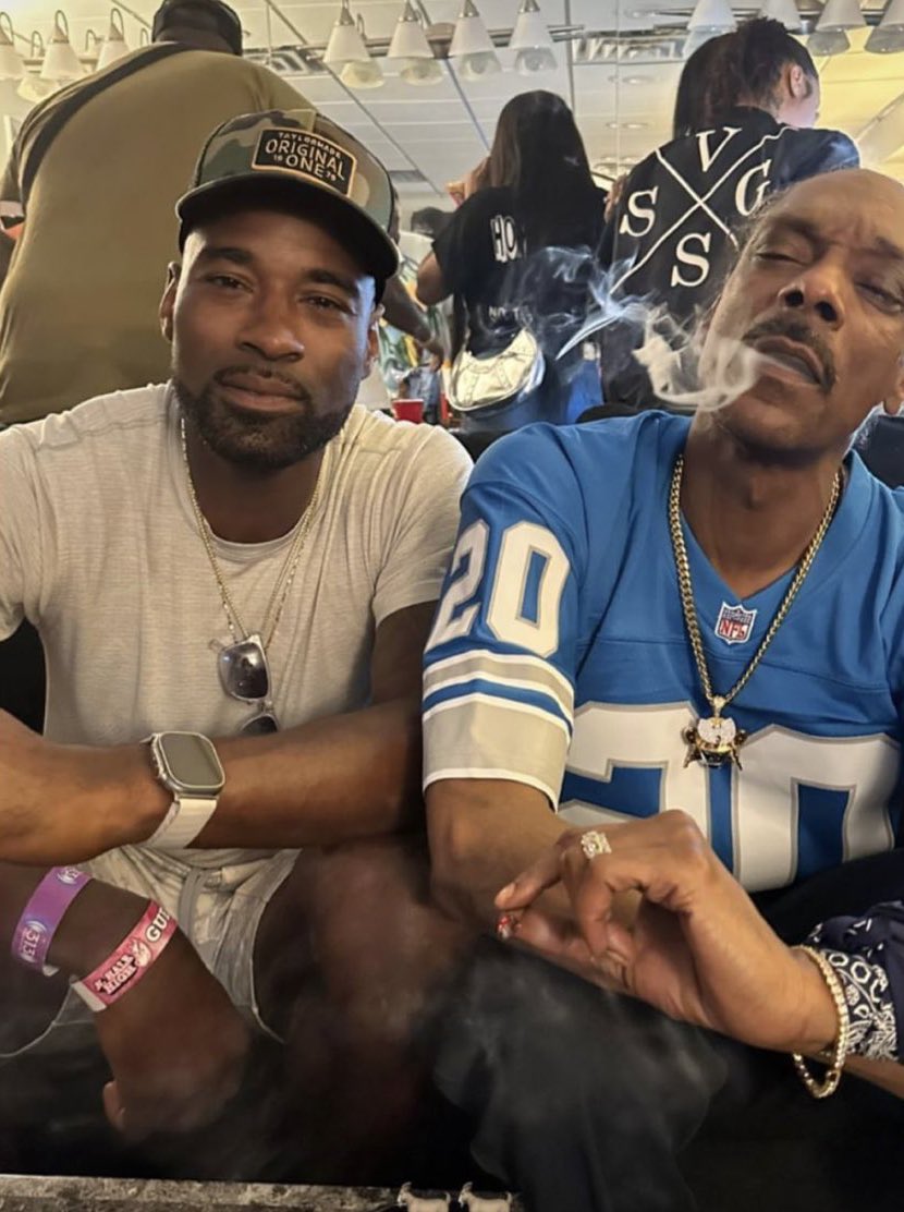 the_det_times's tweet image. Calvin Johnson with Snoop Dogg 🥶