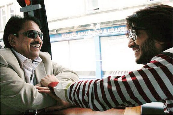 RutwikSangave's tweet photo. Legacy in blood, humility in heart.
Happy Birthday to the most grounded star,  @Riteishd  @geneliad  🤍 https://t.co/rhAwj1AA1y