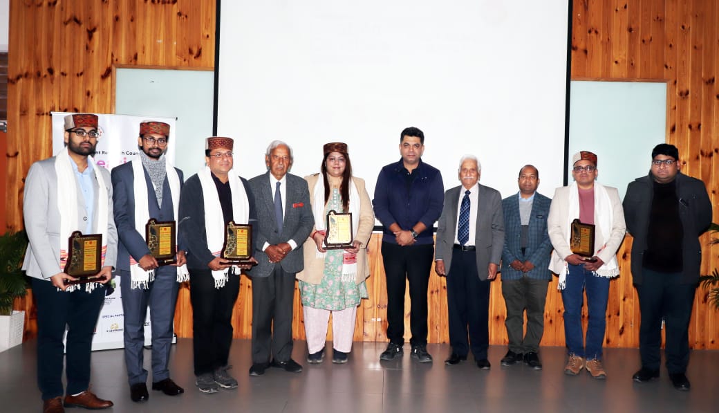 ihubshoolini's tweet photo. iHUB Shoolini, EYUVA Centre and Student Research Council (SRC),  organized a Ideation Conclave 2025, at Shoolini University, aligned with the vision of Viksit Bharat 2047 on 4th December 2025. The conclave brought together academic leaders, industry experts &amp; policymakers. https://t.co/CRYKQ1xkGF