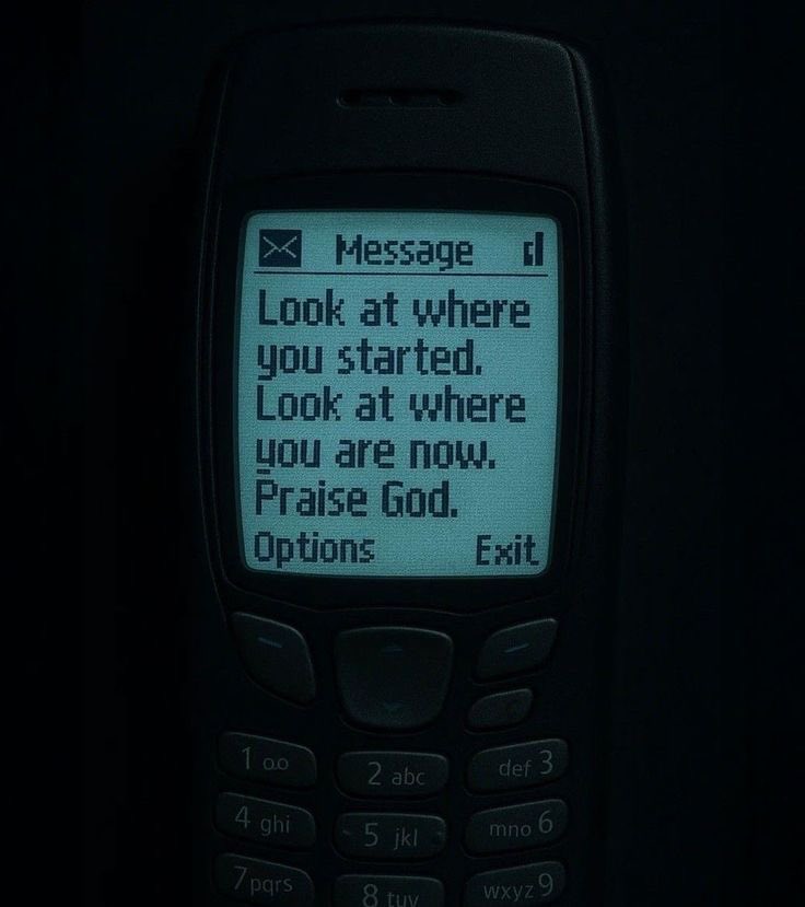 GBE_charzz's tweet image. “This is my testimony: 2 Thessalonians 3:10 hit me: ‘If you don’t work, you don’t eat.’ Success isn’t given, it’s earned. I might fall, but I won’t stay down. I’ll be back up, grinding, being great. Diamonds are formed under pressure. I’ll never be average.#Grind #Faith #NoDays📴