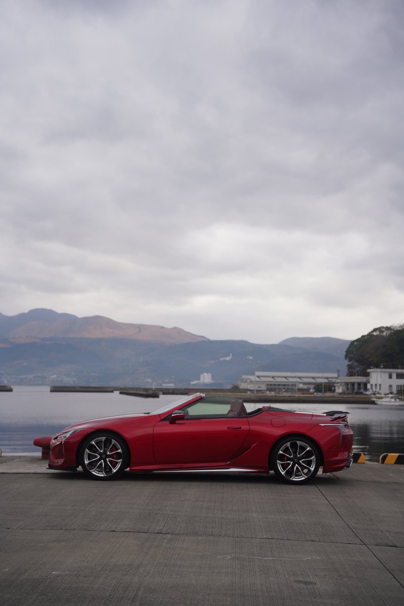 mozumozu_lexus's tweet image. 【納車】

2025.12.17(水)
LC500 Convertible納車されました！🌹

#レクサス
#LC
#LC500Convertible