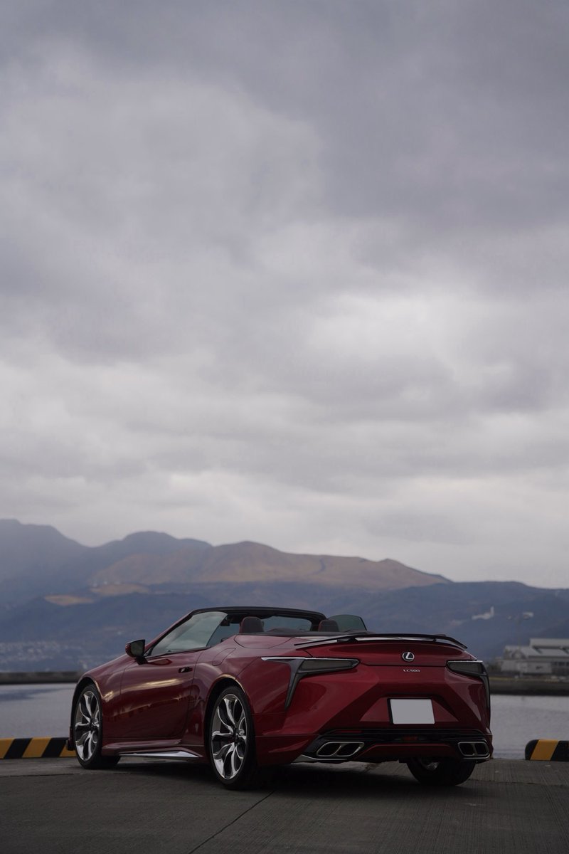 mozumozu_lexus's tweet image. 【納車】

2025.12.17(水)
LC500 Convertible納車されました！🌹

#レクサス
#LC
#LC500Convertible