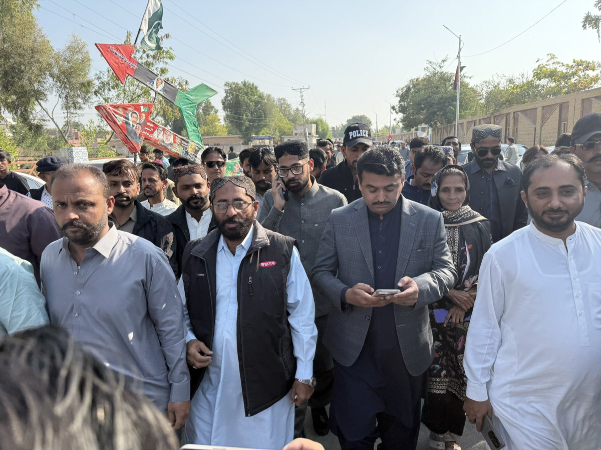 tehzeeb_balochh's tweet photo. Cerebrating #58YearsOfPPP Minister Irrigation & P&D @JamKhanShoro, Mayor Hyderabad @KashifShoroPPP, and the Spc Assistant to CM Sindh for Relief, A.Jabbar Khan, within massive public are heading to the Dial Das Club Hyderabad to join the district’s grand celebrations. https://t.co/cPEA5GN3Pb