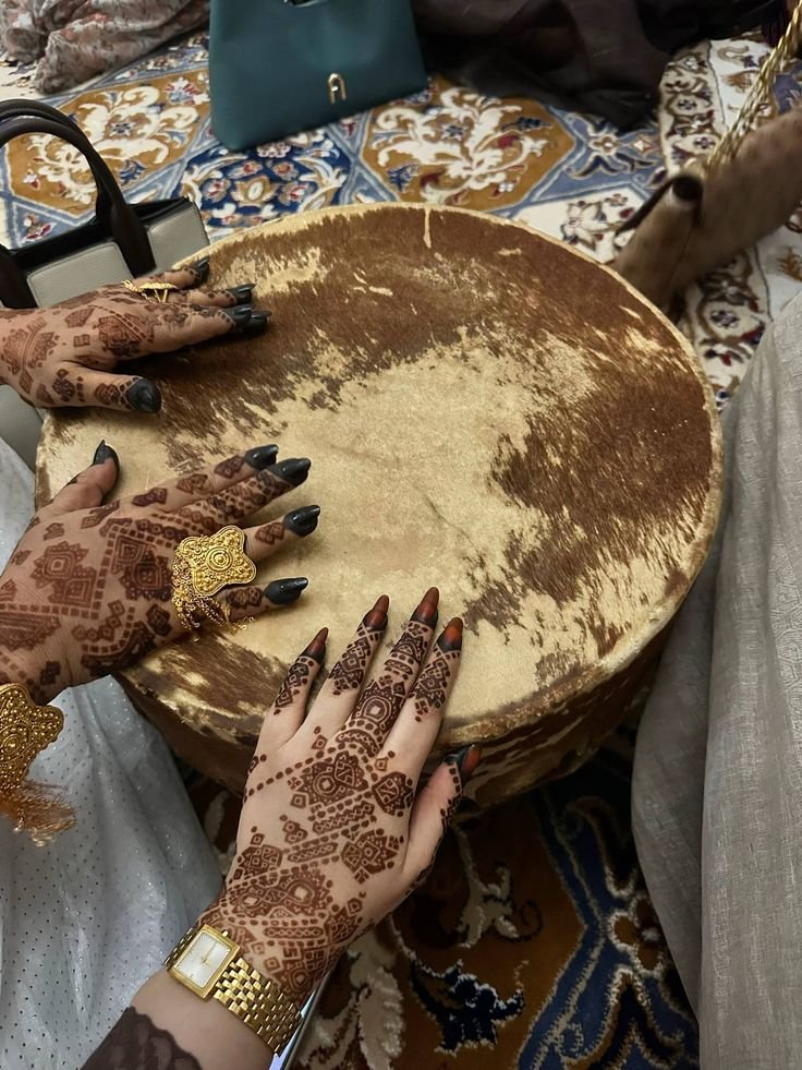 الرسمة المرسومة تُثبت أن البساطة قد تكون أبهى من التكلّف🤎