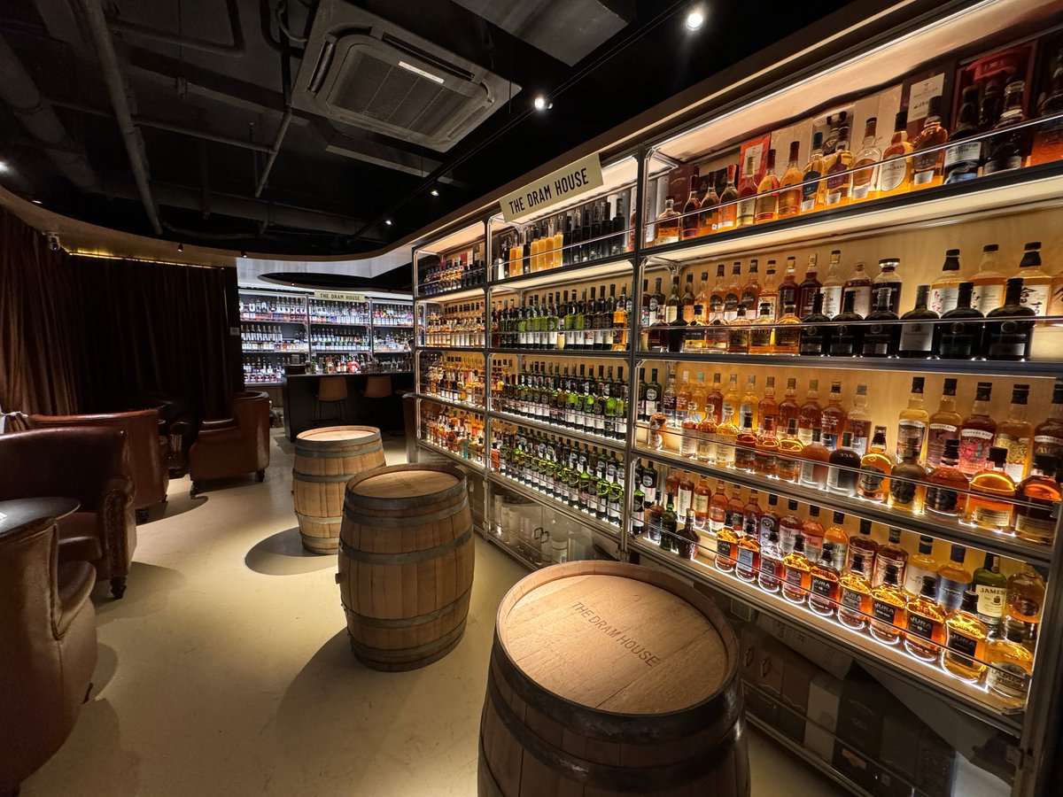 Simply Whisky tweet media