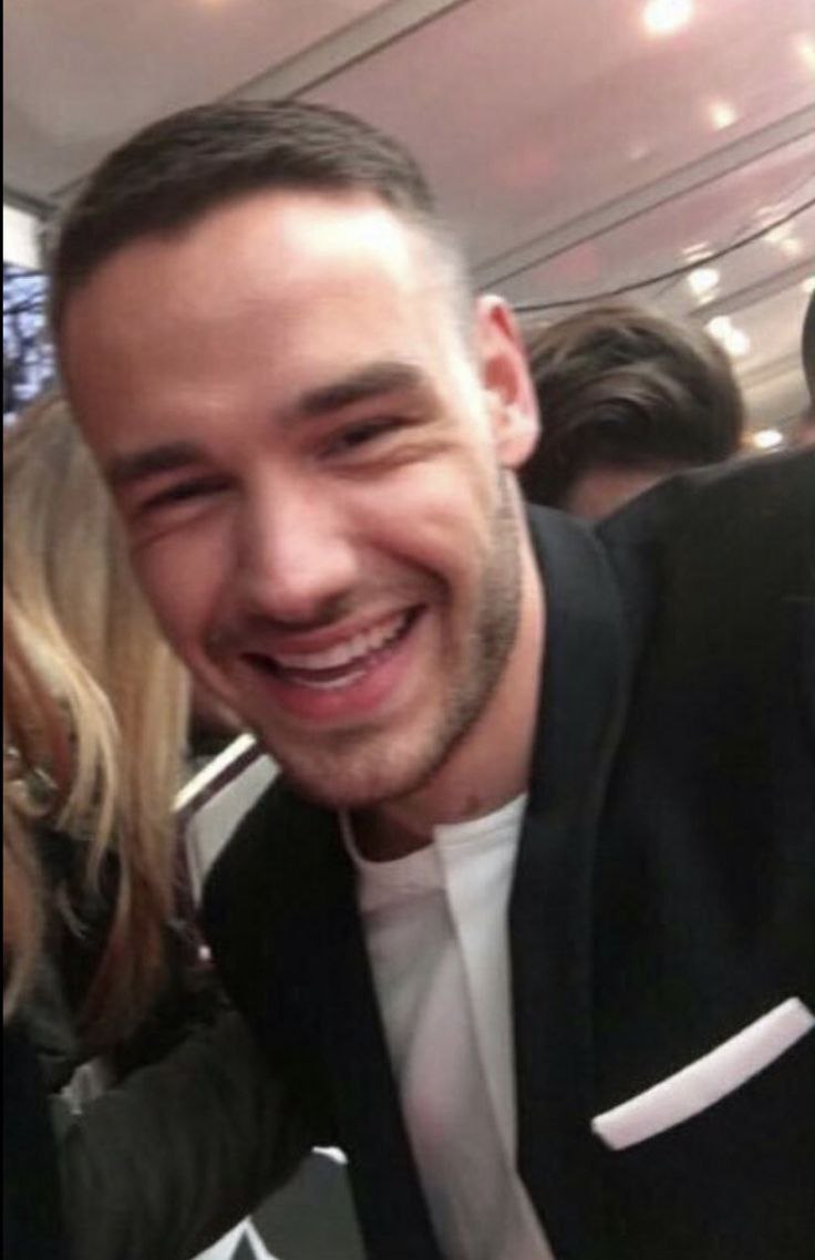 im_human_1D's tweet photo. https://t.co/XPsf43l0t7