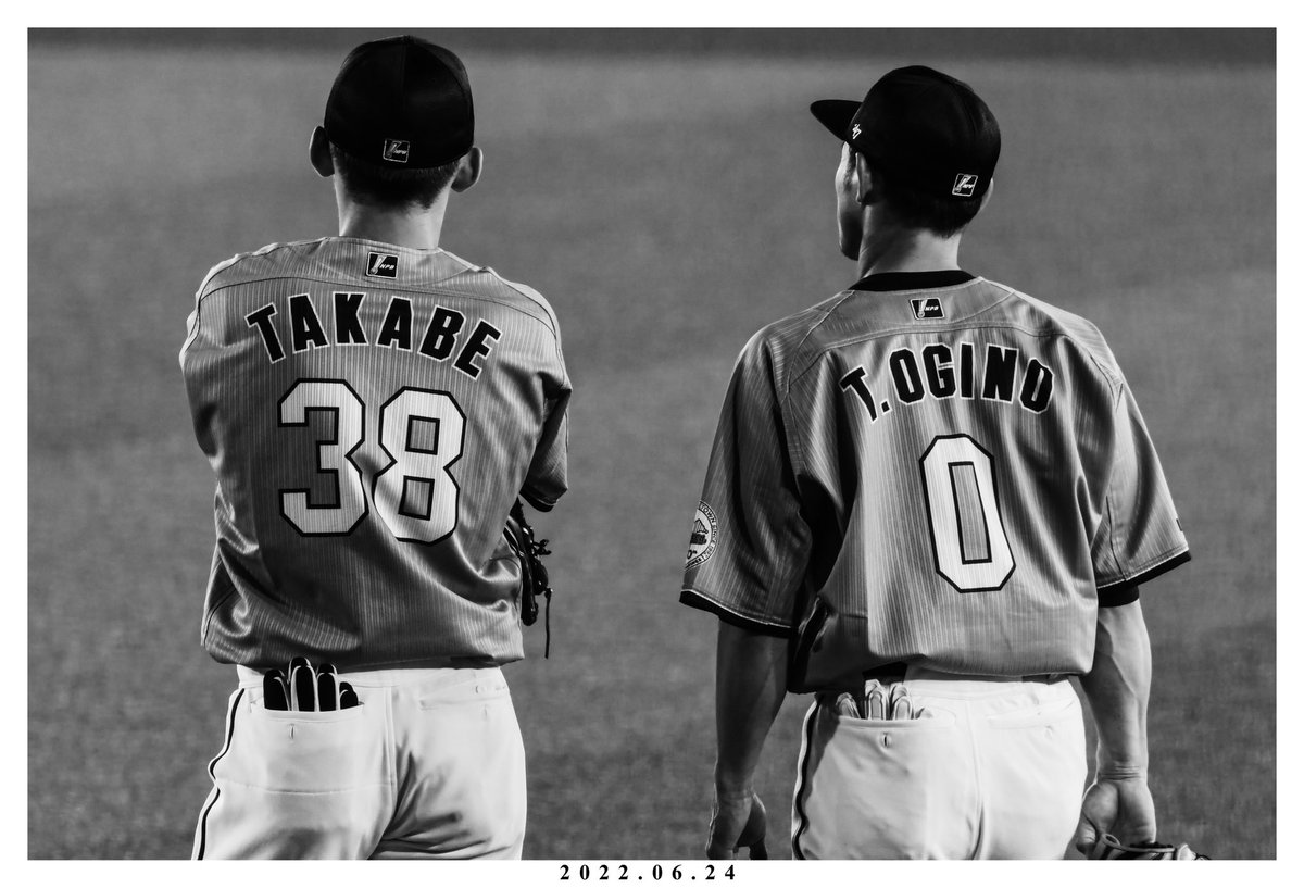 ykt0_photo's tweet photo. "背番号0" は荻野貴司から髙部瑛斗へ。 https://t.co/TAayB9U9OV