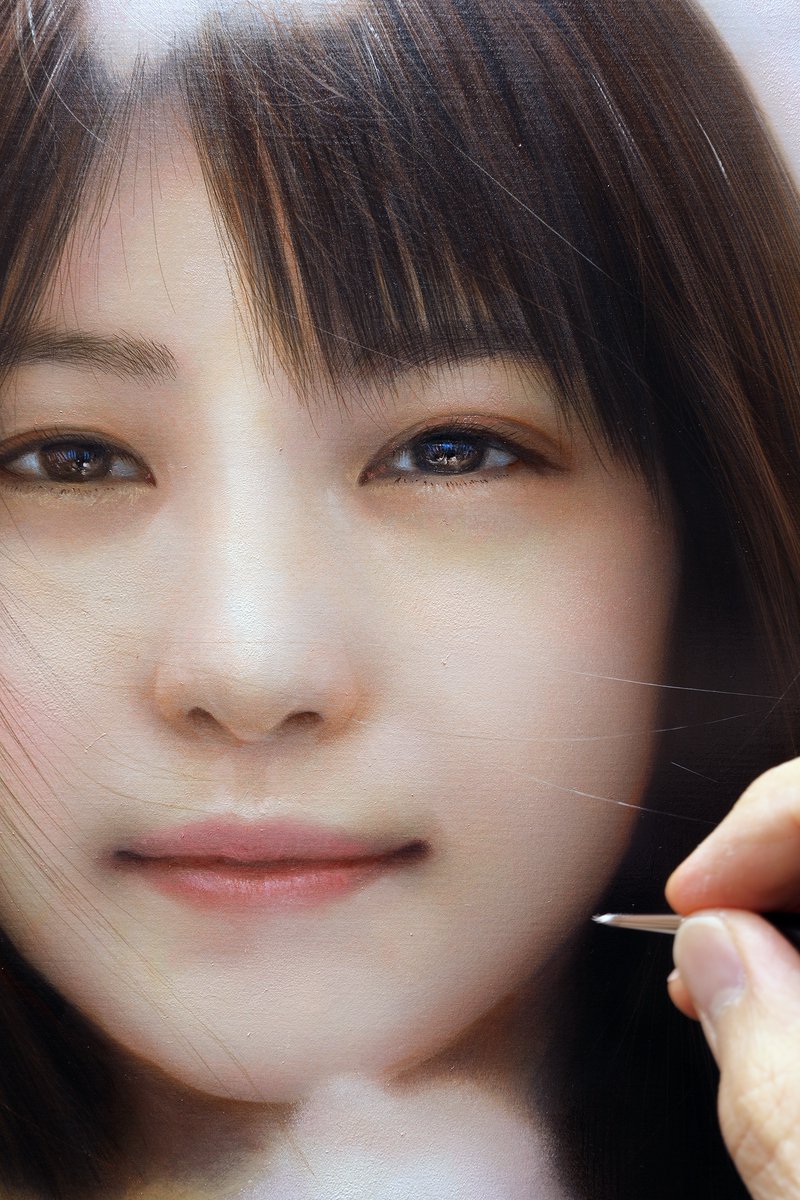 描き進めています