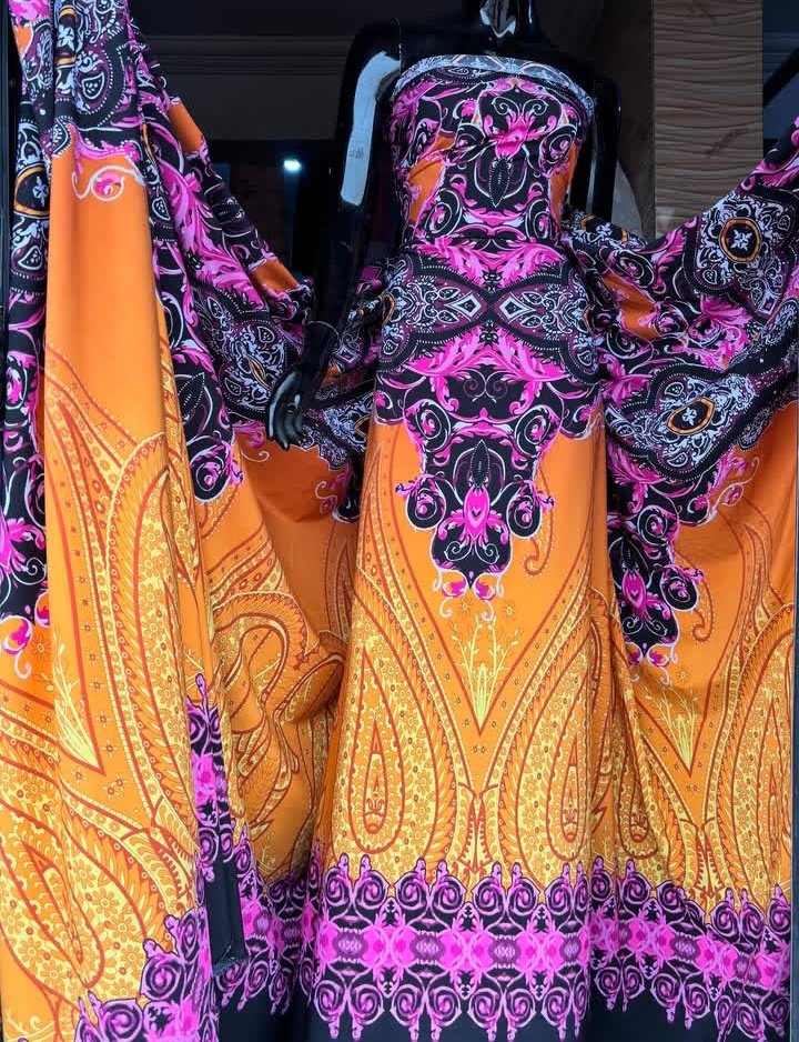 Muhee_bah's tweet image. Good day everyone 😊
I have gorgeous crepe materials for sale @ affordable prices 🥰
2k per yard, minimum of 3 yards. Your patronage will be highly appreciated.
Location is Egbeda, Lagos.