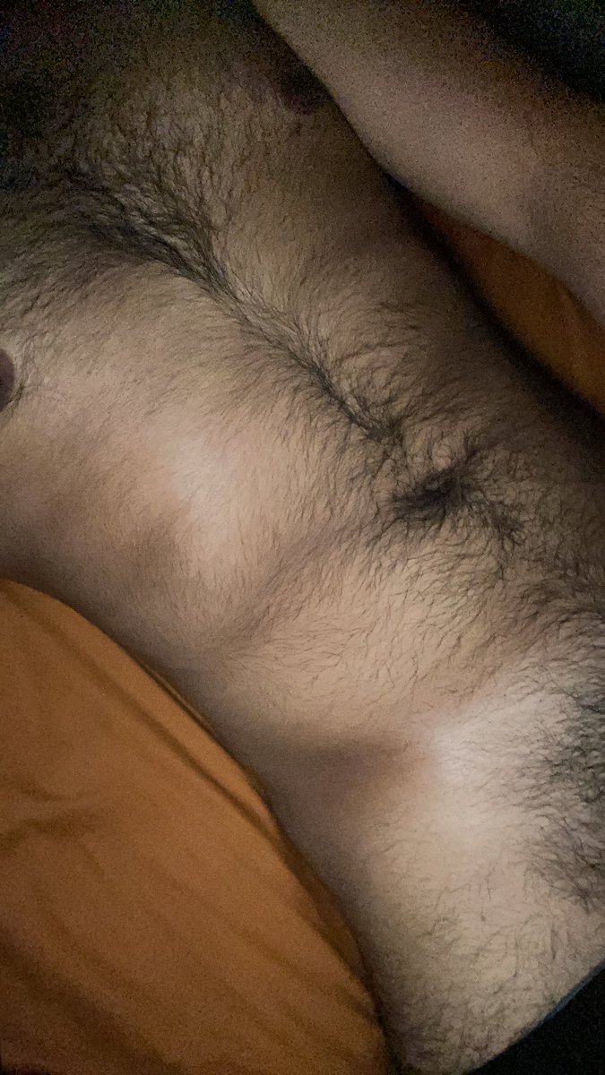 Ger_B13's tweet photo. Bros para morbo y chat en snap? Acá 18 peludo. No pasivos. Snap: gp13_09 https://t.co/9ue0yHGX3r