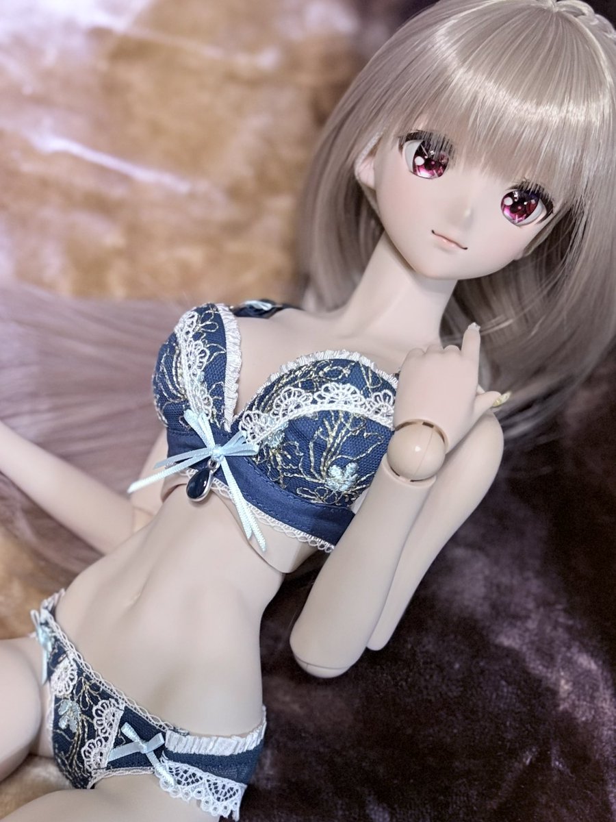 イドル東京戦利品

MintStar様

造りが繊細で美しすぎる

#MintStar