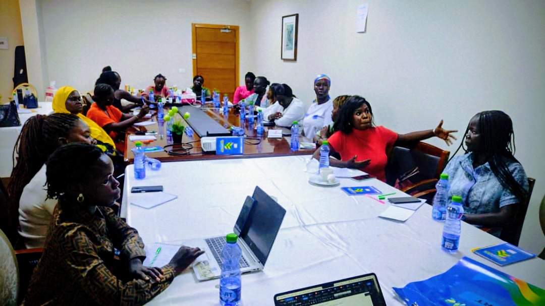 sshrdNetwork's tweet image. Ending the year with training in Advocacy and leadership to #whrds in Juba. Equipping women to push for friendlier policies that will encourage women activists to be bold.
With support from #CFLI by the @CanSouthSudan 
#HappyHolidays🎄🎄🎄🎄🎄🎄🎄🎄🎄🎄