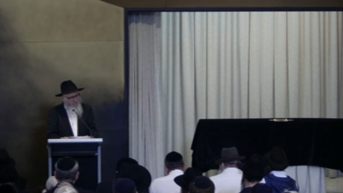 בבית העלמין 'מקווארי פארק' בסידני החלה כעת הלוויית הקדוש הרב יעקב לויטן הי"ד.

לינק לשידור החי:
streaming.naoca.com.au/e/986e66dd-3a3…
יש להקיש הסיסמה לצפייה: 1076