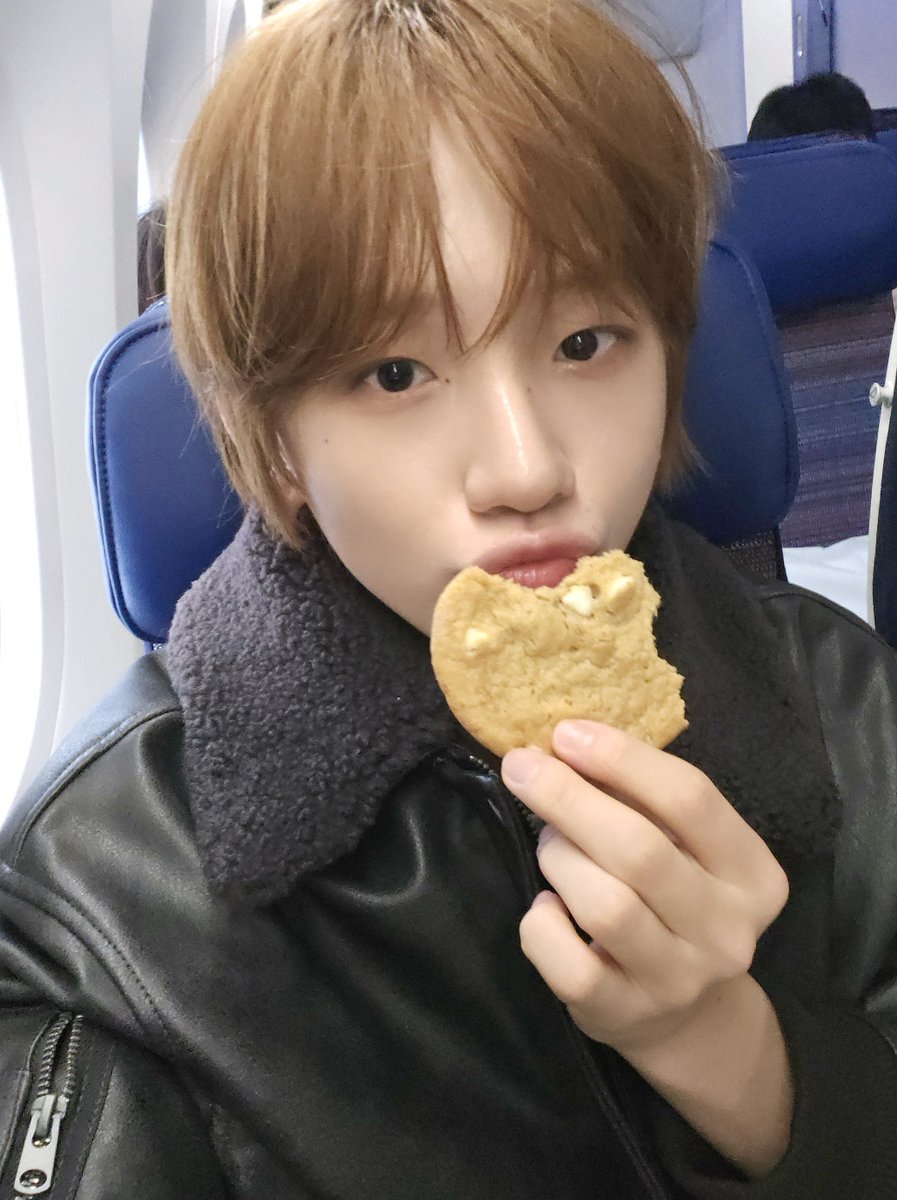 IDID_starship's tweet photo. [🌠] #정세민_DID
I 🍪 YOU ❤️ 

#IDID #아이딧 #JEONGSEMIN #정세민 https://t.co/Y6JYDAeTvE