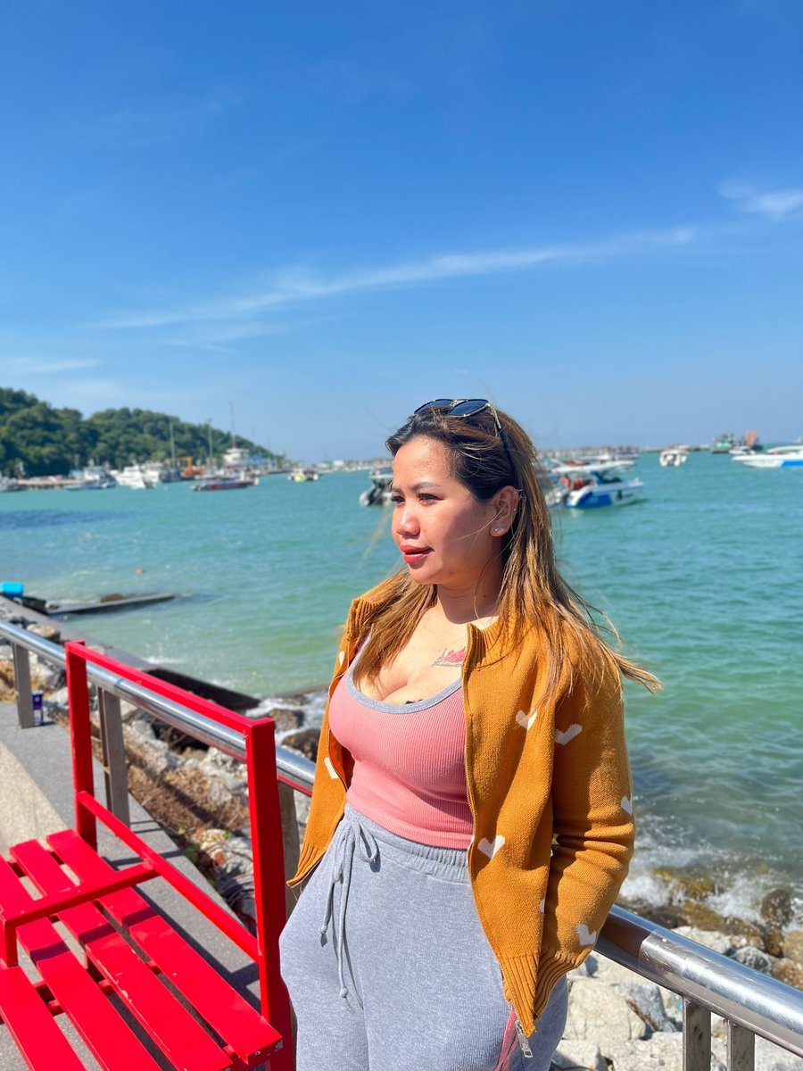 Poy sureewan👩🏼‍⚕️💆🏼‍♀️ (หมอนวด🖤😍) tweet media