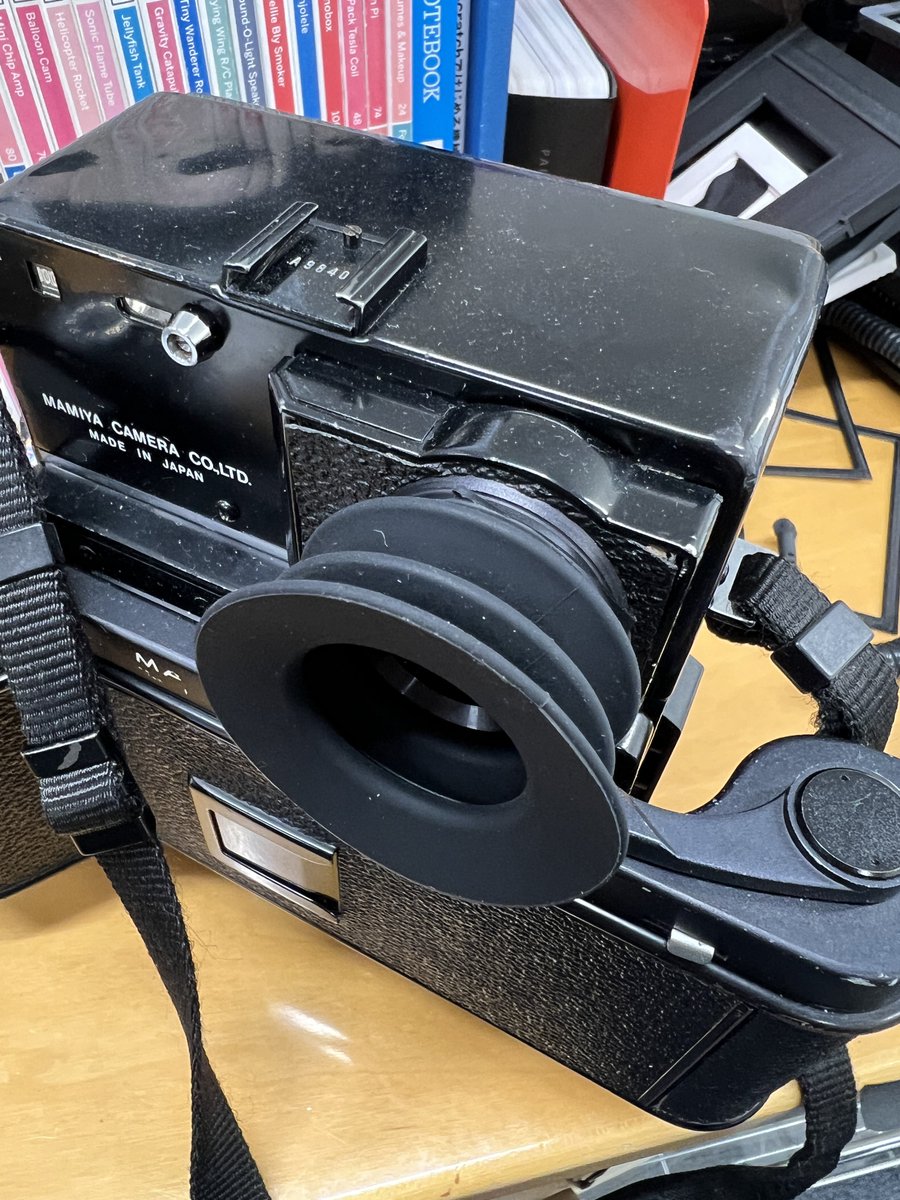Mamiya Pressファインダーの目当てゴム、顕微鏡用として売られているの