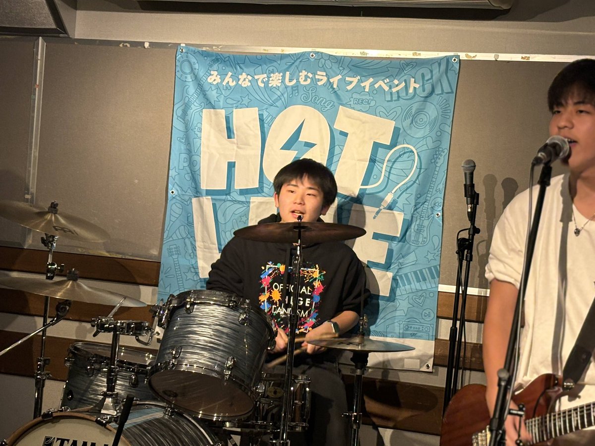 truezero_Info's tweet image. #HOTLINE
[学生企画school fest. vol.02]

ご来場ありがとうございました！

12/14（日）
TRUE ZERO
Sirius.
Gullmy
-ing
Out of kichi
レトマイ！！
amanatsu.
"Laune"
#TRUEZERO 

Photo by @shima_kouriyama
