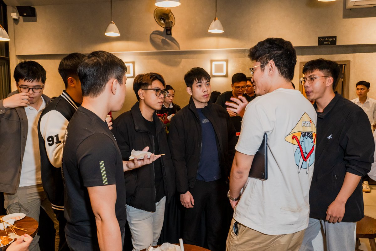 First Movers Vietnam tweet media