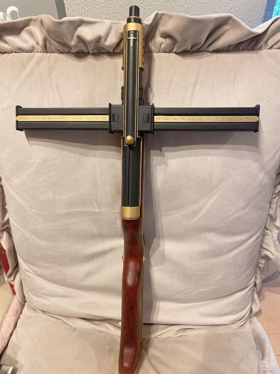 サクラ大戦3』のエリカのマシンガン“ラファエル”⛪️꒰ঌ✞໒