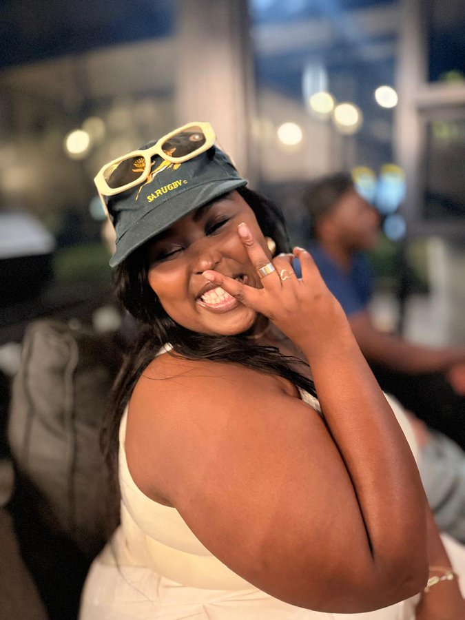 FootballStage_1's tweet image. She needs to get fired from her job &amp;amp; get banned from social media, we can’t be on the same platforms with her