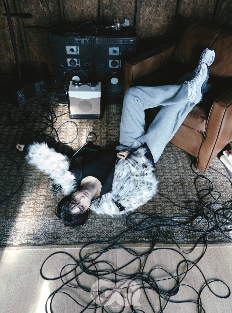 📰 | HAN will be featured on GQ Korea' January 2026 Issue 

His section is titled "MY PACE" and he will talk about; MY SPEED, MY LANE, and MY PACE

🌟 Use the tags to boost HANs engagement!

HANs PACE WITH GQ
#HANxHOKA
#HANxGQKorea <a href="/Stray_Kids/">Stray Kids</a>