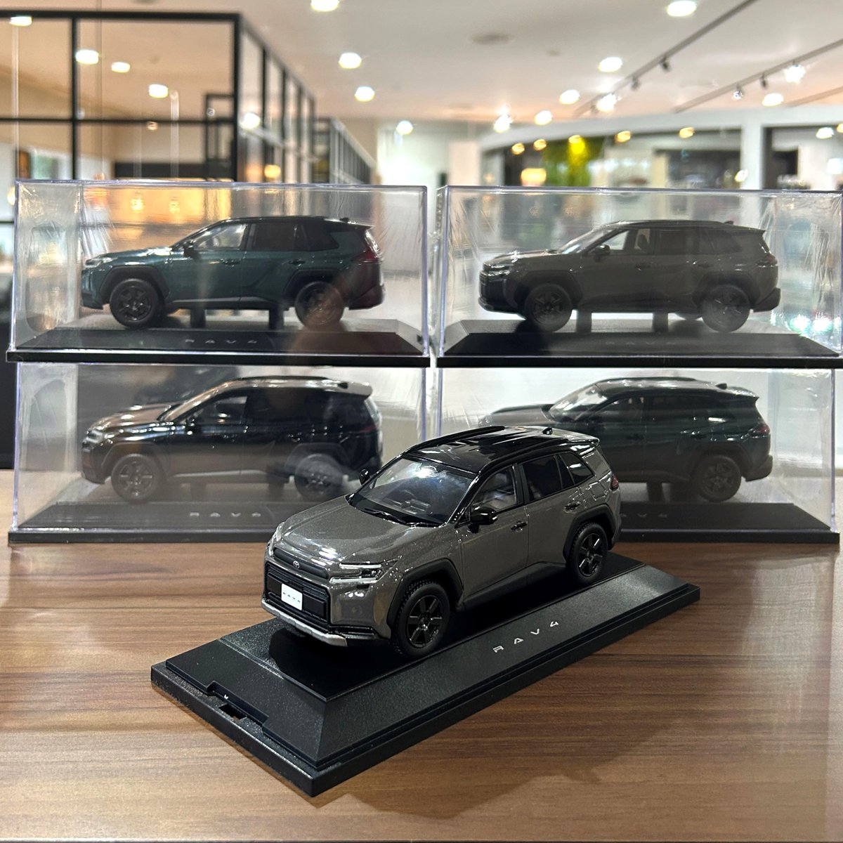 カラーサンプルミニカー 発売！ ＼ 12/18（木）より #トヨタ博物館