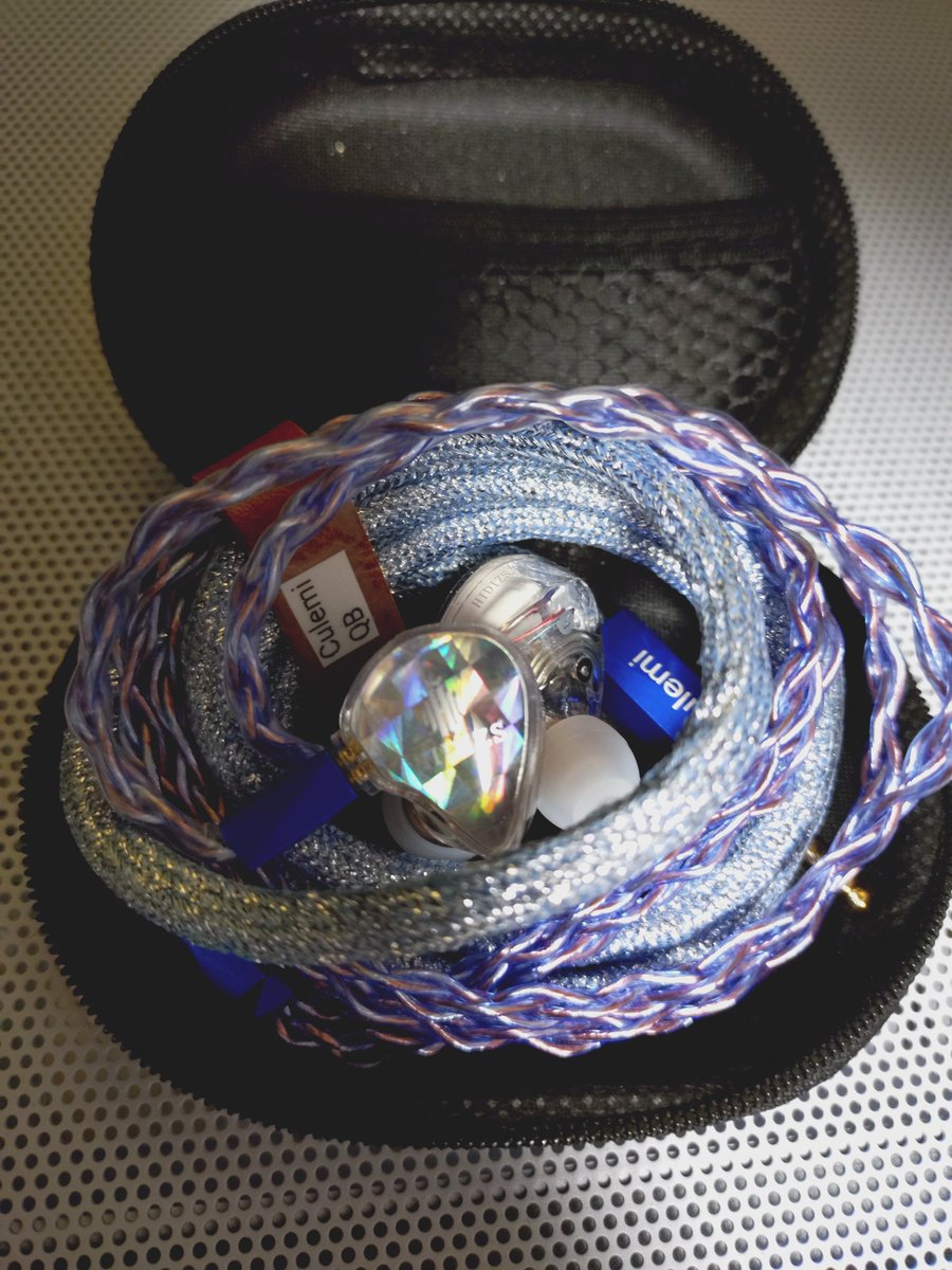 今日は少し早く仕事が終わったのでまったりと楽しむことにします