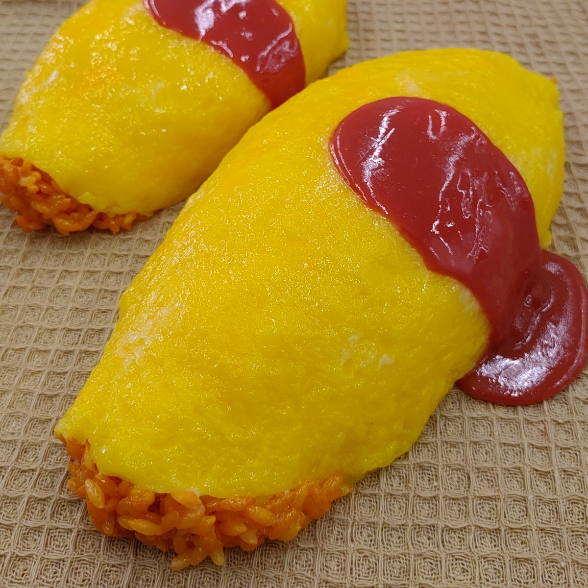 310sample's tweet image. 今日は頭を使いまくったので、気分が上がる夕食が食べたいです。社長！I've been using my brain a lot today, so I want to have a dinner that will lift my spirits. Boss!
#オムライス #riceomelet #サトウサンプル #satofoodsample