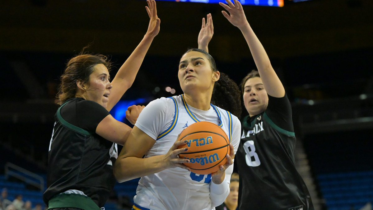 GALLERY: Best flicks from the Bruins 115-28 win over Cal Poly uclawire.usatoday.com/picture-galler…