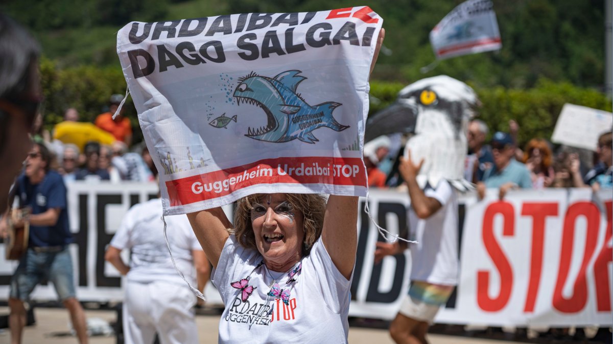 NAIZ irratia tweet media