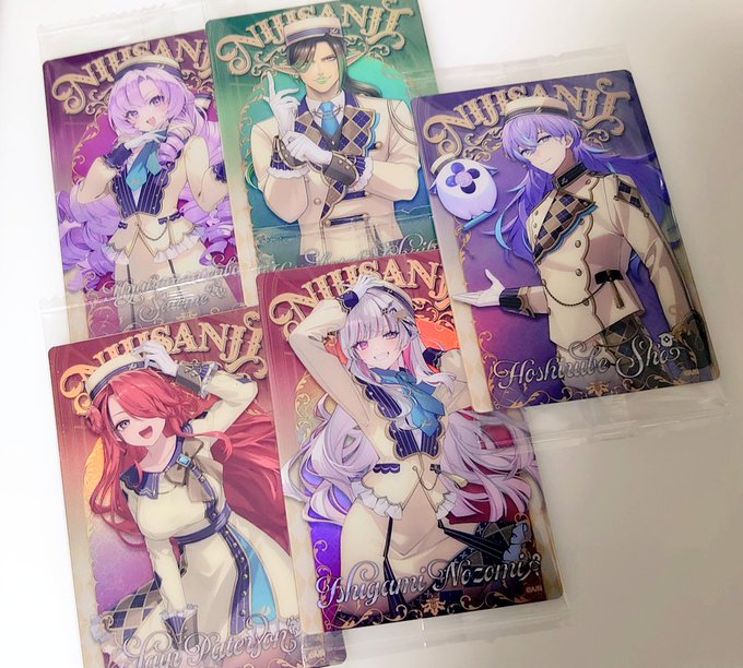 クレアさんを求めて残っていたウエハースを全部買いました。
チャイチャイ出た時「絶対クレアさん来る流れだコレ!!」と思いました😇
星導くんやパタち引けたので良し…!! 