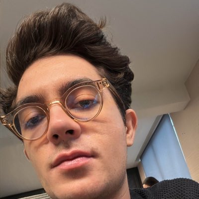 sometimes_jean's tweet photo. #NewProfilePic https://t.co/0ULEf4pKRj