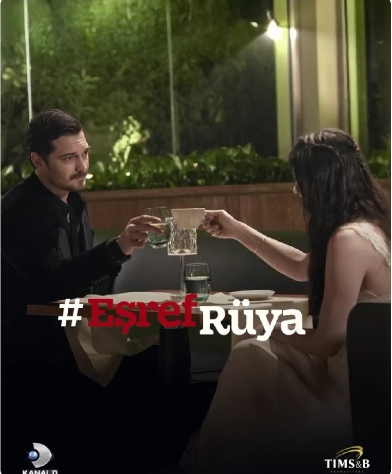 Miércoles día de ver la serie maravillosa EşrefRüya ..Chicas no dejemos de darle visiones #..Gracias amigas
#DemetÖzdemir #EşrefRüya #ÇağatayUlusoy