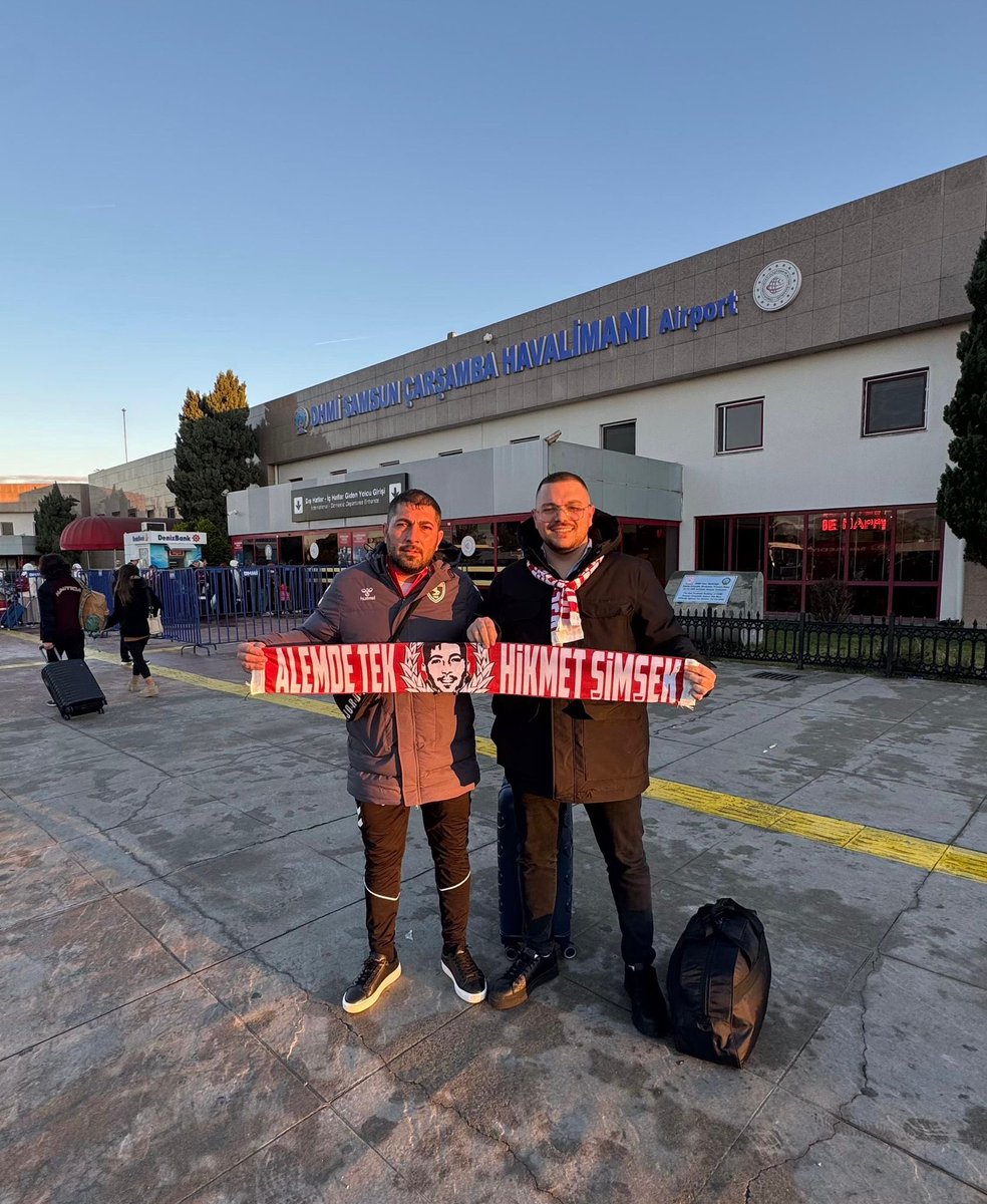 Tribün Liderimiz, Reisimiz, Abimiz Hikmet Şimşek, UEFA Konferans Liginde karşılacağımız Mainz 05 Deplasmanı için yola çıktı.
Kendisine ve tüm renktaşlarımıza kazasız belasız yolculuklar dileriz.