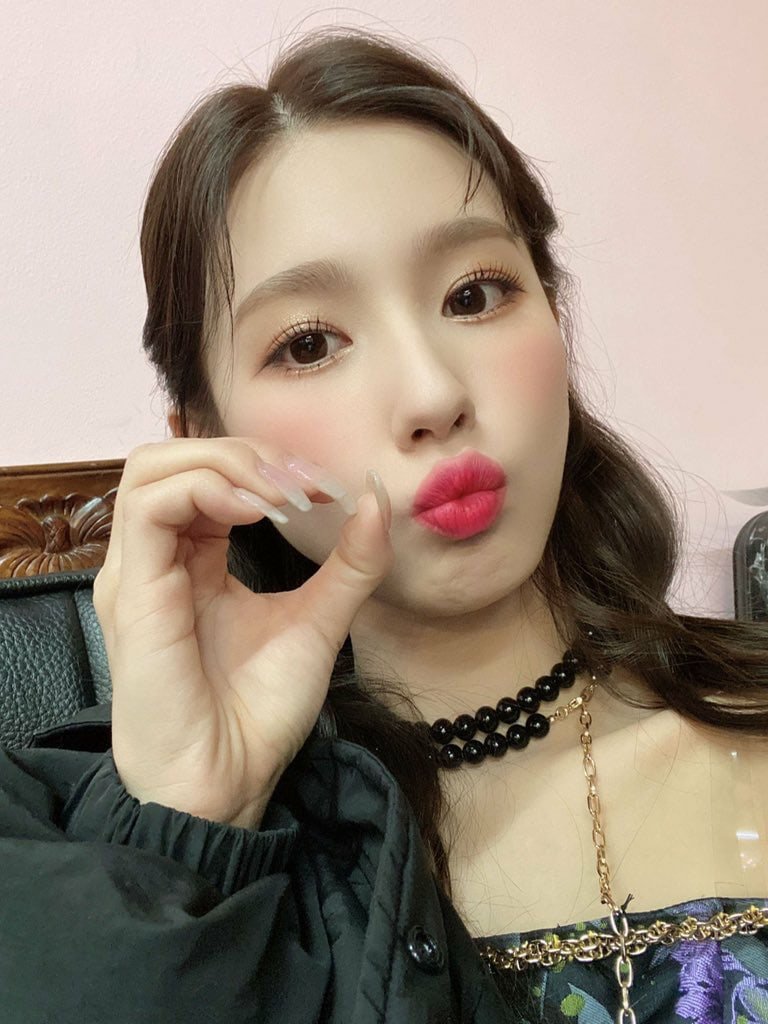 𝐆𝕝a𝐦o𝕣oū𝐬 ✯ tweet media