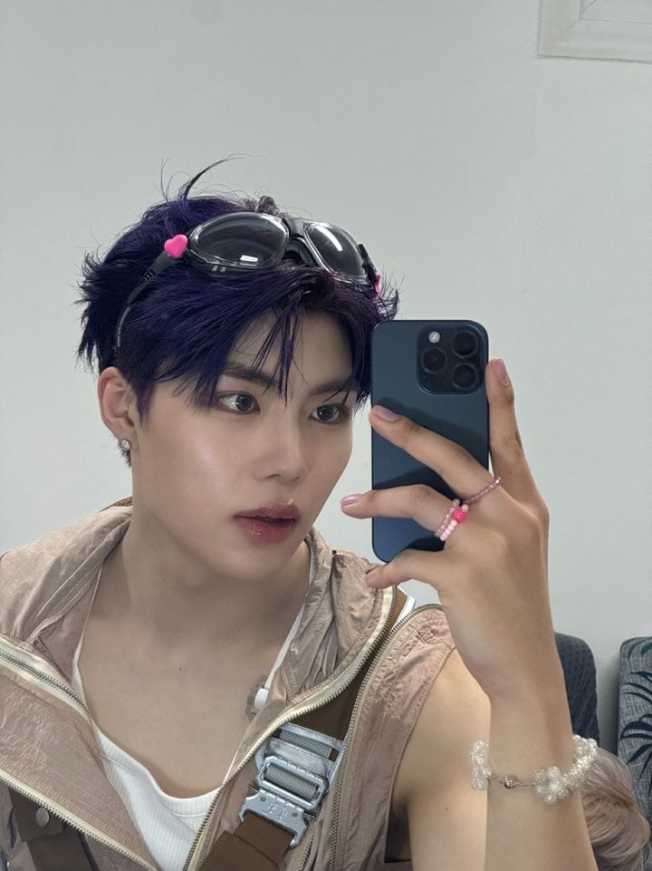 Debo admitir que la #𝔉ash𝕚onꕀお願い nunca ha sido mi fuerte, pero me aseguré de hacer mi mejor esfuerzo para no desentonar con las #ℌ𝕚pʼ해𝜗v𝕚𝚋əs y así poder disfrutar del #𝙽o͞vɑsʼ𝟙流ꪫ·𝚅ə𝕣së hasta el último momento.

sä𝕡ph𝐢rǝ ░︎⭒ 𝕞oon𝐥ight  ⁞  #a𝐥e𝕜