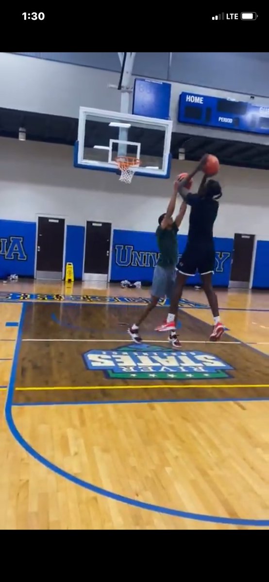 6’9 Brescia Senior <a href="/izzymomoduLDN/">IzFrmSouthLDN</a> in a conference win tonight 

22 points 
8 rebounds 
4 blocks 
3 assists 

Overseas pro scouts take notice!