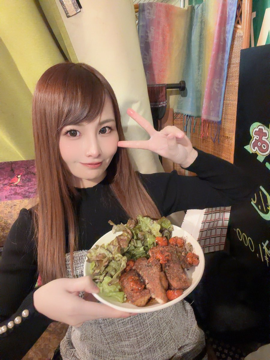 また桜花観てたら遅刻しそうになった🤓🤓🤓 今日は16〜22時くらいまで