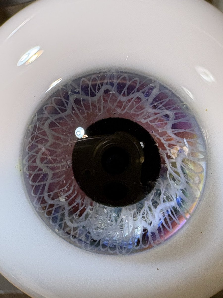 本日のお目々ちゃん💖 紫みを強くしてみた（╹◡╹） #銀曜変アイ