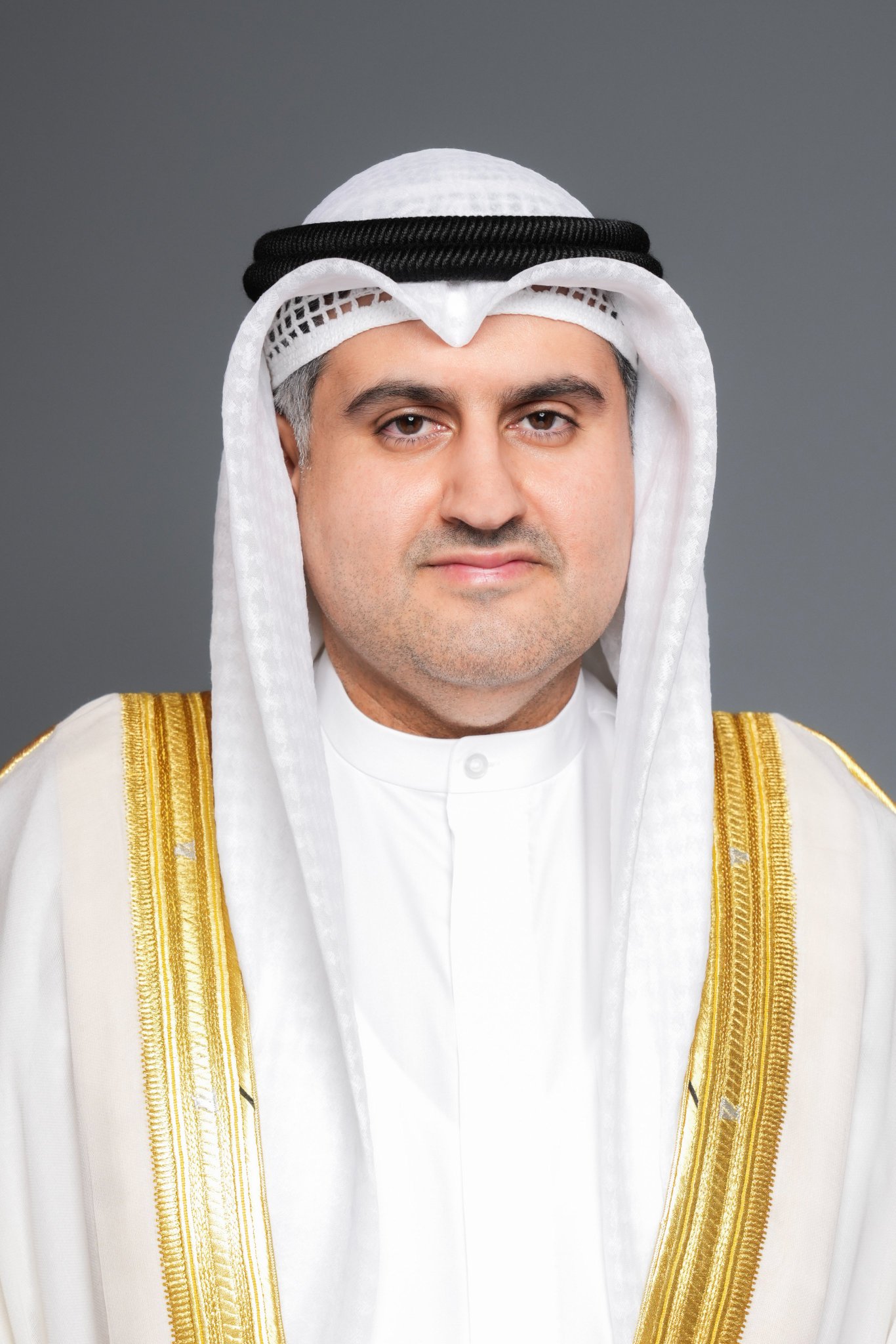 وزير العدل يشكّل لجنة جديدة لاختيار المتقدمين لوظيفة باحث مبتدئ قانوني -تضم في عضويتها كبار رجال القضاء والنيابة العامة -السميط: الاختبار التحريري سيُدرَج إلكترونياً والتصحيح سيكون آلياً بالكامل دون أي تدخل بشري لتحقيق شفافية كاملة 