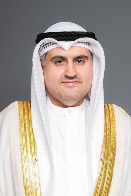 وزير العدل يشكّل لجنة جديدة لاختيار المتقدمين لوظيفة باحث مبتدئ قانوني -تضم في عضويتها كبار رجال القضاء والنيابة العامة -السميط: الاختبار التحريري سيُدرَج إلكترونياً والتصحيح سيكون آلياً بالكامل دون أي تدخل بشري لتحقيق شفافية كاملة 