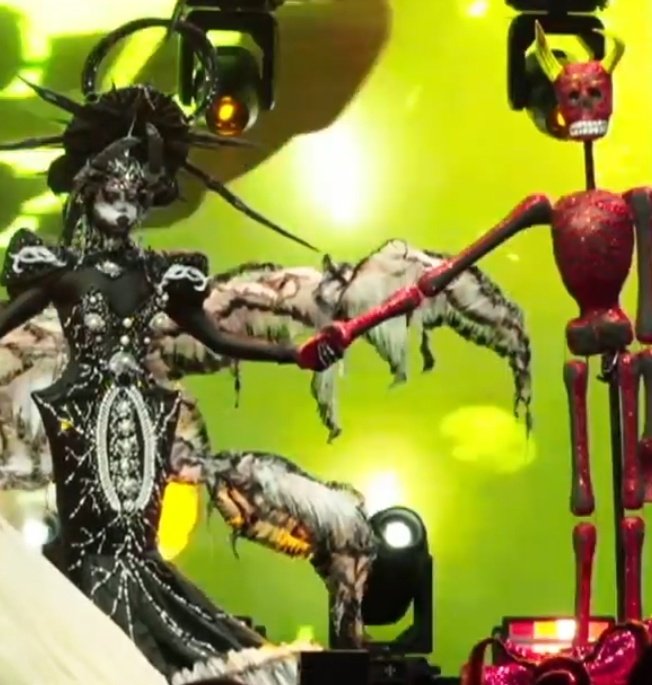 spacemooonkey's tweet image. #LMD7 #LaMasDraga7