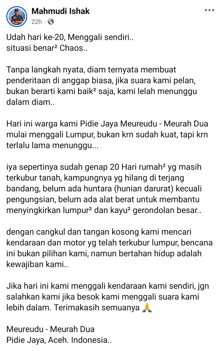 zoelfick's tweet image. Ungkapan rasa lelah seorang penyintas banjir di Aceh. "Diam ternyata membuat penderitaan dianggap biasa..."

"Dengan cangkul dan tangan kosong, kami mencari mobil dan motor kami yang telah terkubur lumpur," pesan Mahmudi Ishak, dari Meureudu, Pidie Jaya.