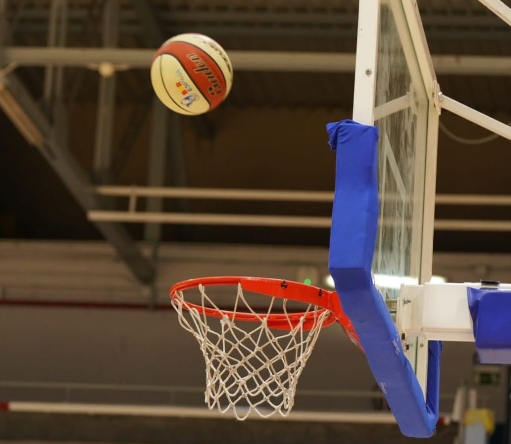 📍 #Móstoles, sede de la Copa del Rey de #baloncesto en silla de ruedas.

🗓️ 20 al 22 de febrero

🏀 La jugarán los ocho primeros clasificados de la 'SuperLiga Fundación ONCE' al finalizar la primera vuelta.

🔗 bit.ly/48INYF0 

<a href="/BsrEspana/">BSREspaña</a> <a href="/AytoMostoles/">Ayuntamiento de Móstoles</a> <a href="/FEDEDDF/">FEDDF</a>